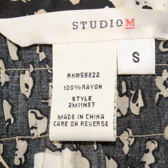 Studio M Womens Blouse Black Tan Floral Long Sleeve Flare V Neck Shirred ~Small~ - Picture 9 of 10